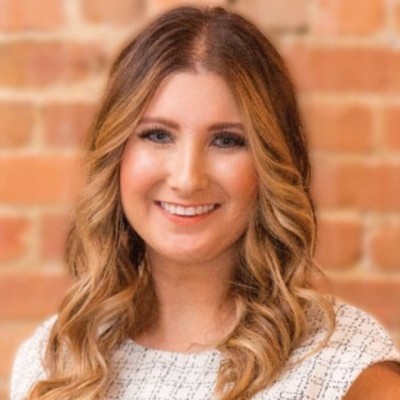 Rachael_Peters seen with beautiful long golden color hair style